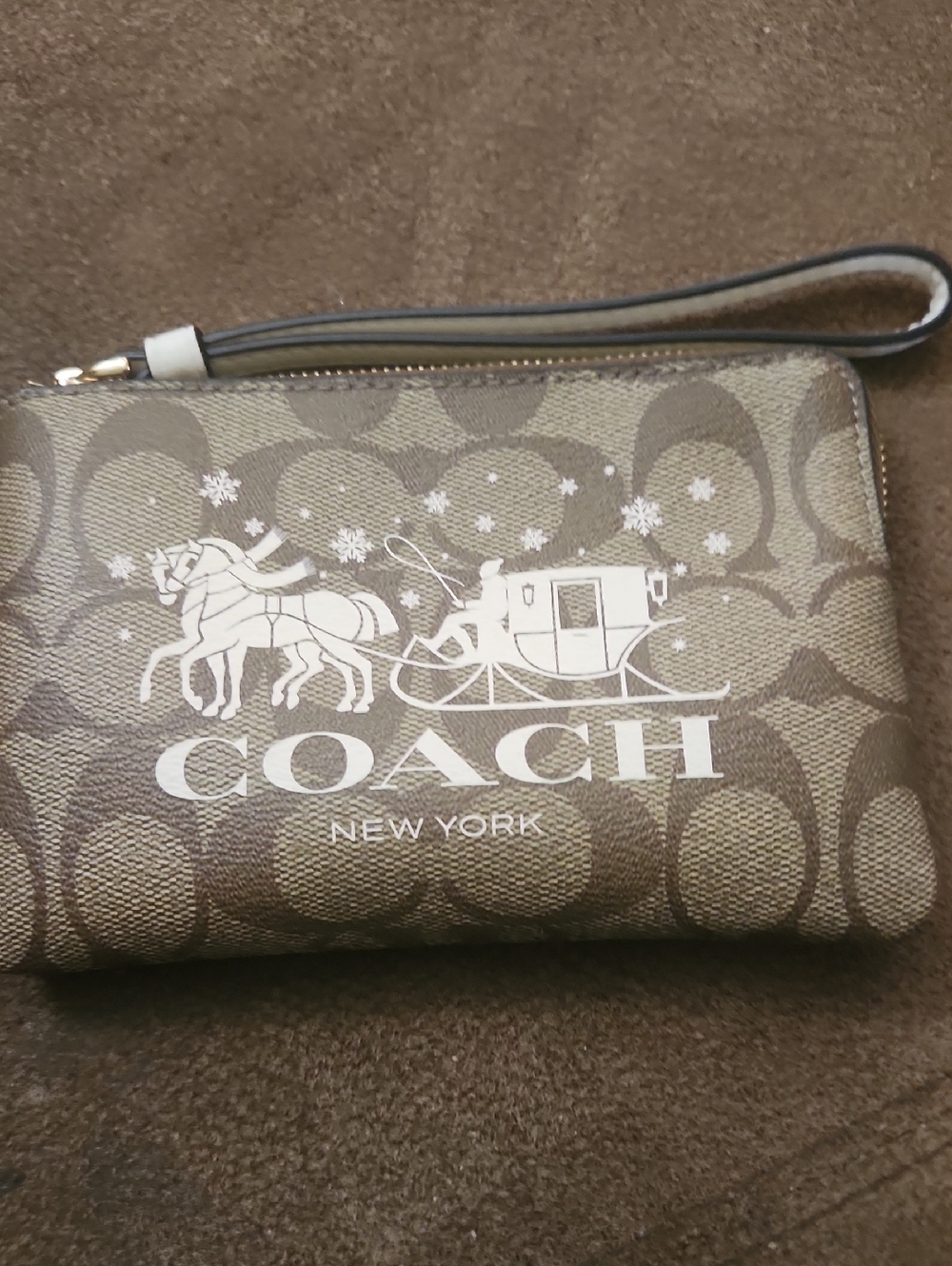 Coach Brown Signature Wristlet with White Coach Carriage Print NWOT